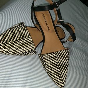 Lucky 🍀 Brand Women’s size 9 shoes never worn.